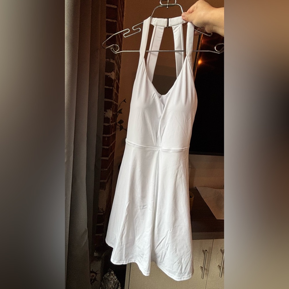 HALARA White Backless Dress